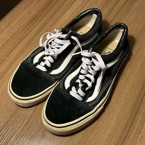 Black Old Skool Vans